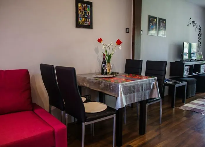 דירה Titi Classic & Trendy